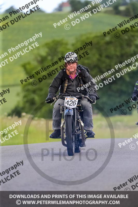 Vintage motorcycle club;eventdigitalimages;no limits trackdays;peter wileman photography;vintage motocycles;vmcc banbury run photographs